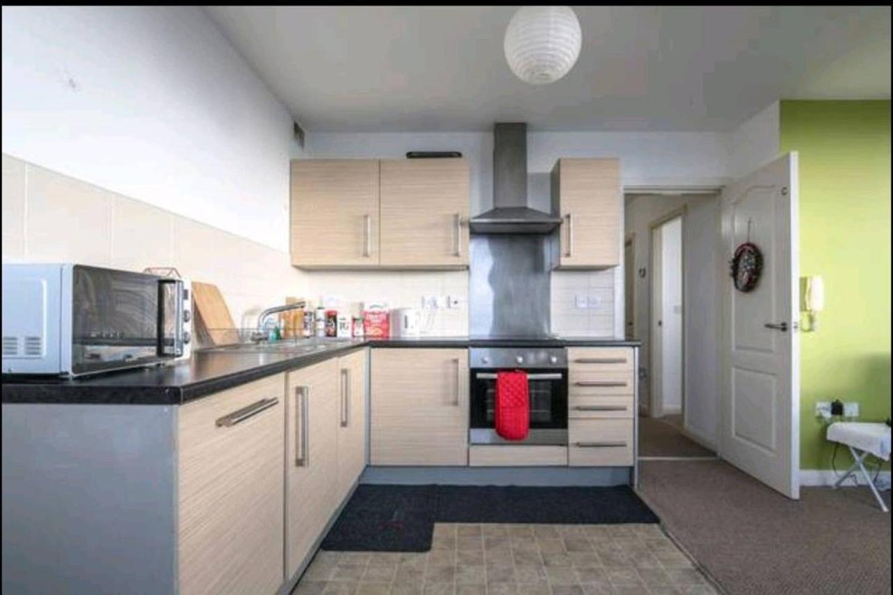Large 3 Bedrooms In Liverpool City Centre, Free Parking Kültér fotó
