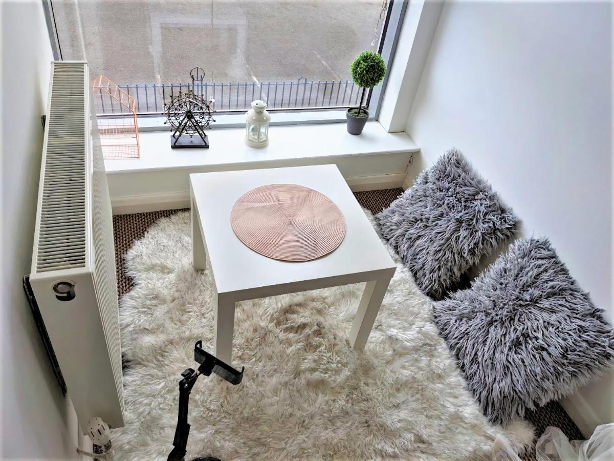 Large 3 Bedrooms In Liverpool City Centre, Free Parking Kültér fotó