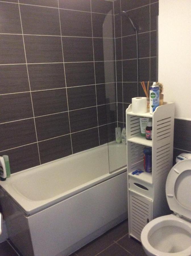 Large 3 Bedrooms In Liverpool City Centre, Free Parking Kültér fotó